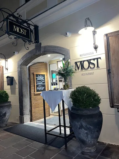 Restavracija Most